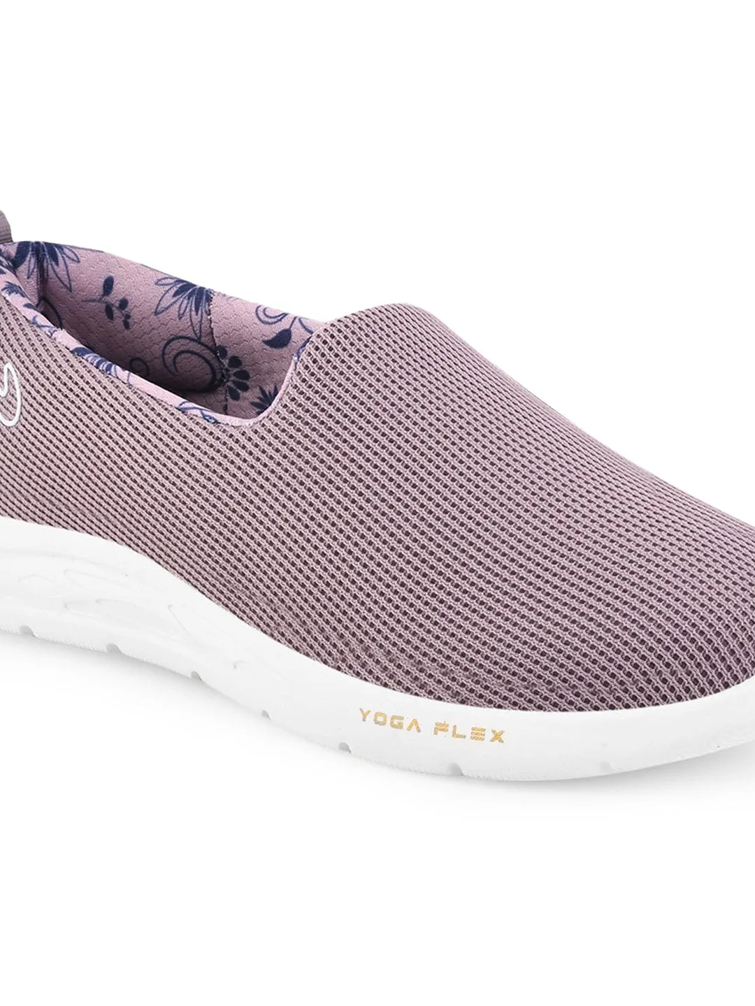 CAMP-FLYWALK Mauve Women's Slip-ons