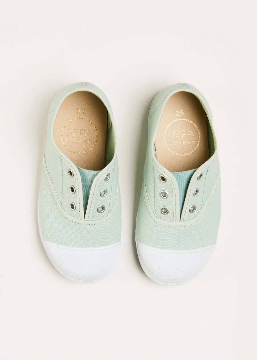 Canvas Plimsolls in Green (20-34EU)