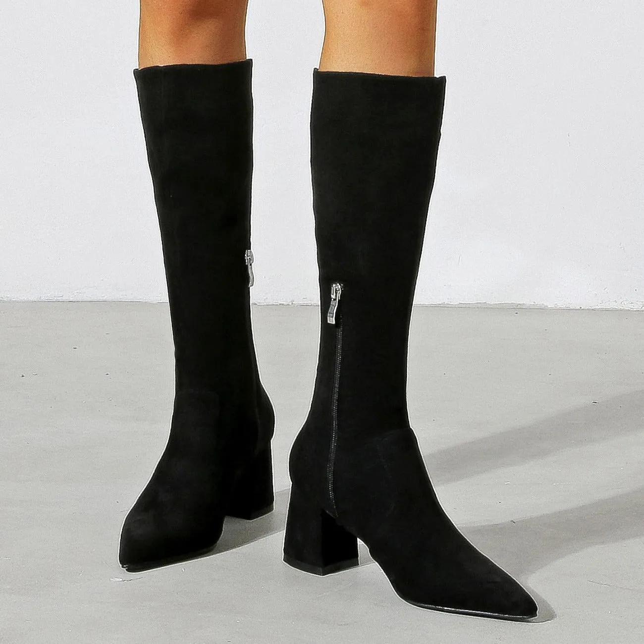 Chunky High Heeled Pointed Toe Short Boots