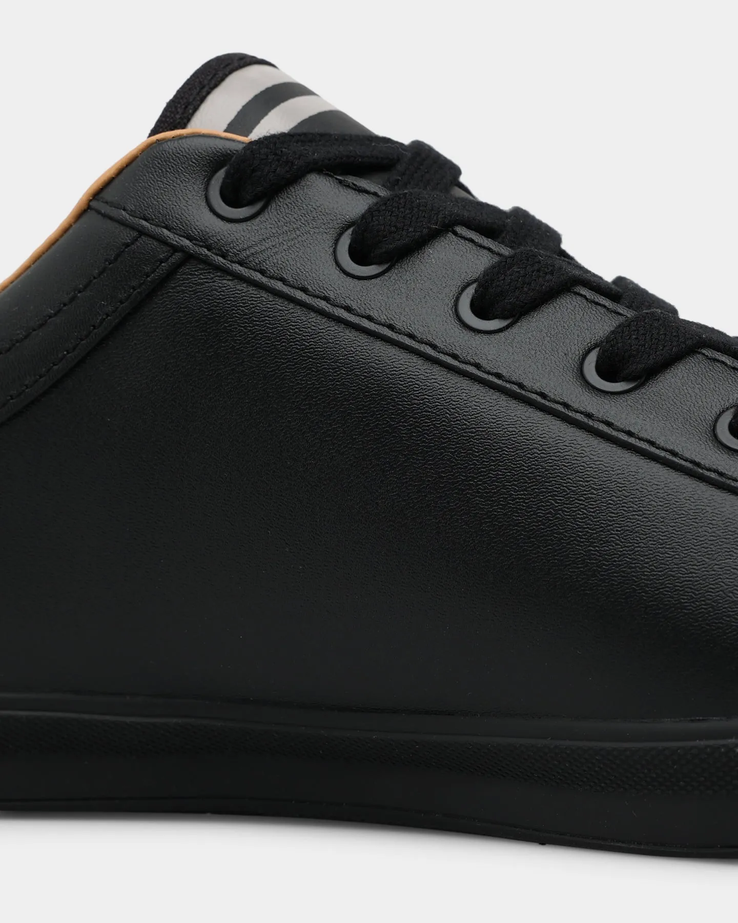 Fred Perry Baseline Black