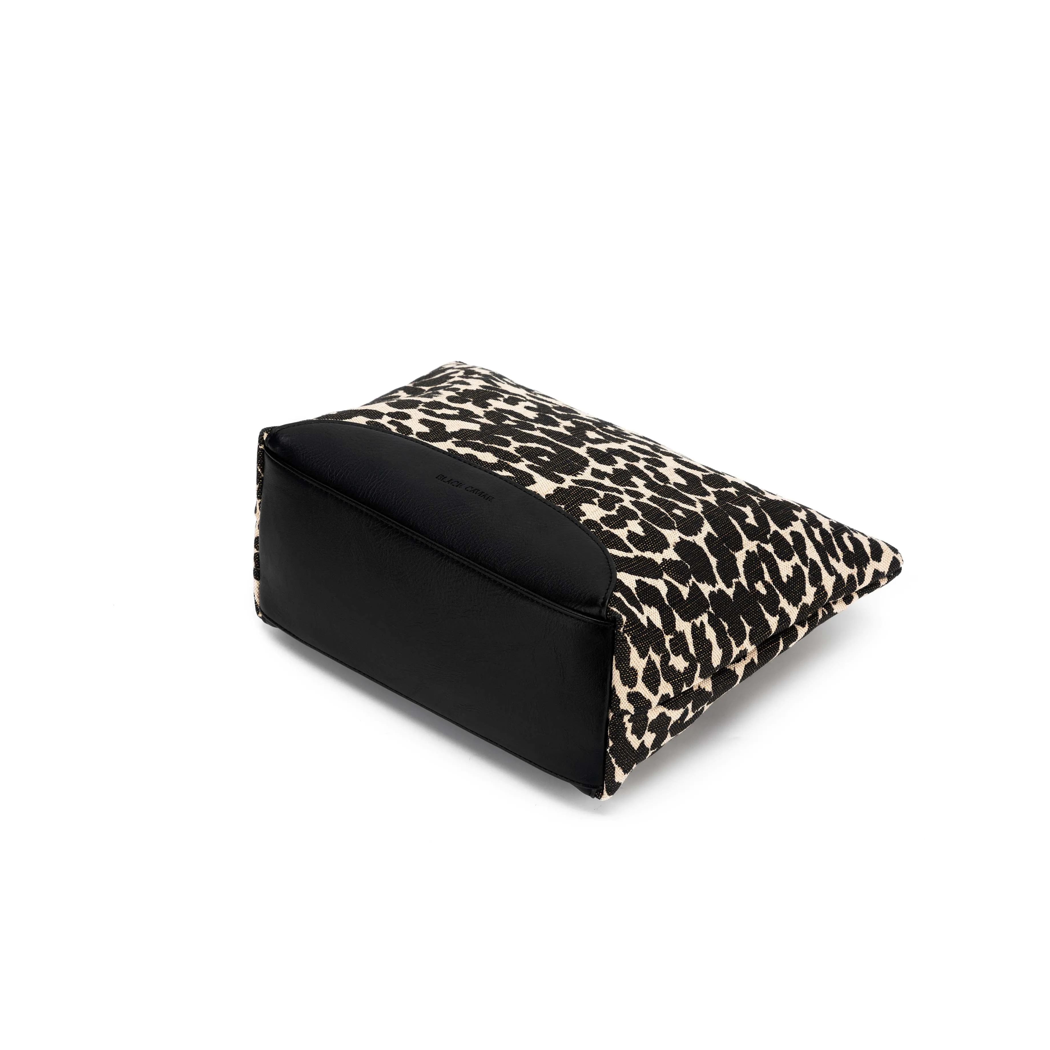 Greta Pouch Leopard