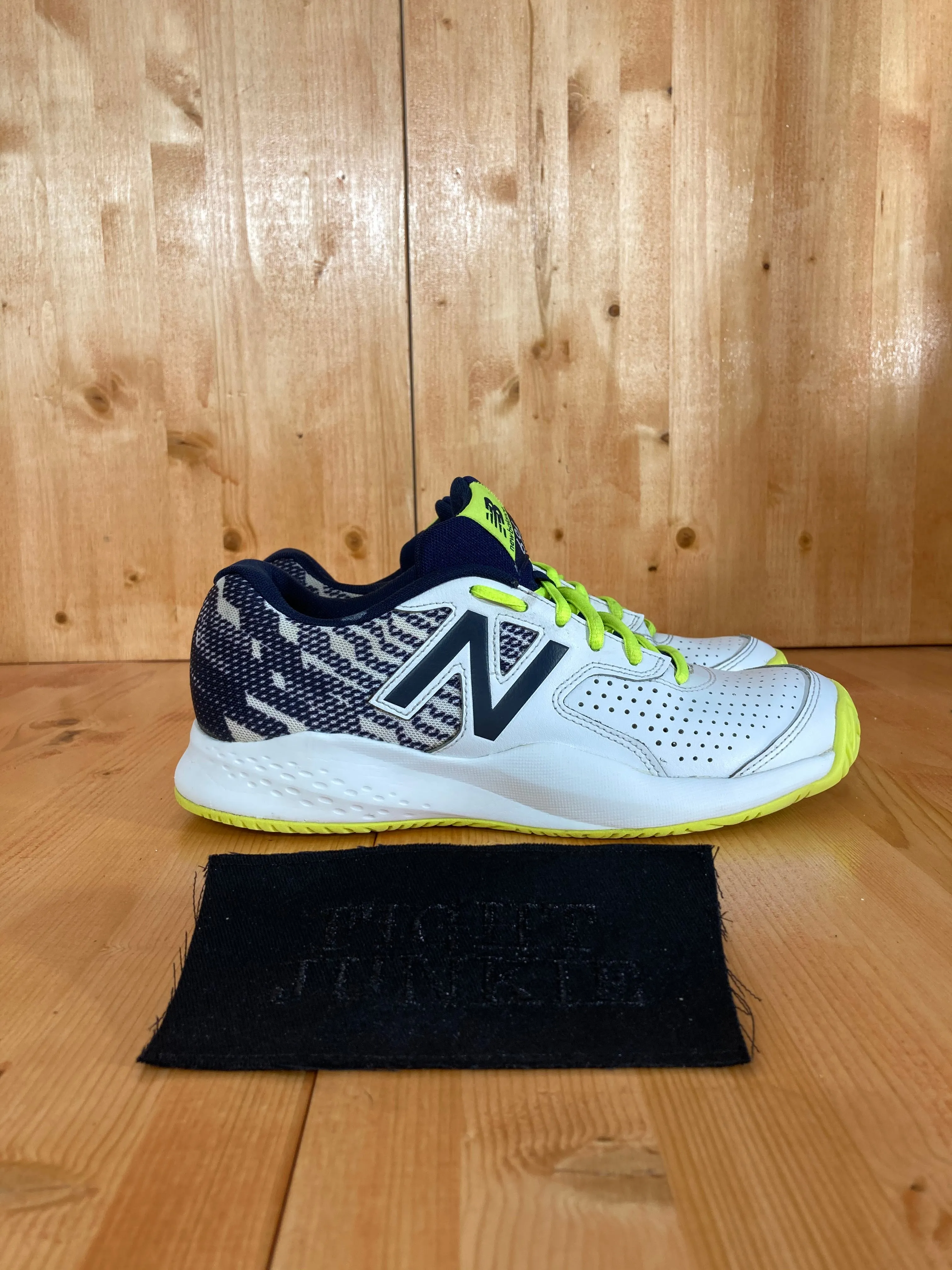 NEW BALANCE 696 V3 V 3 Men Size 8.5 Tennis Shoes Sneakers