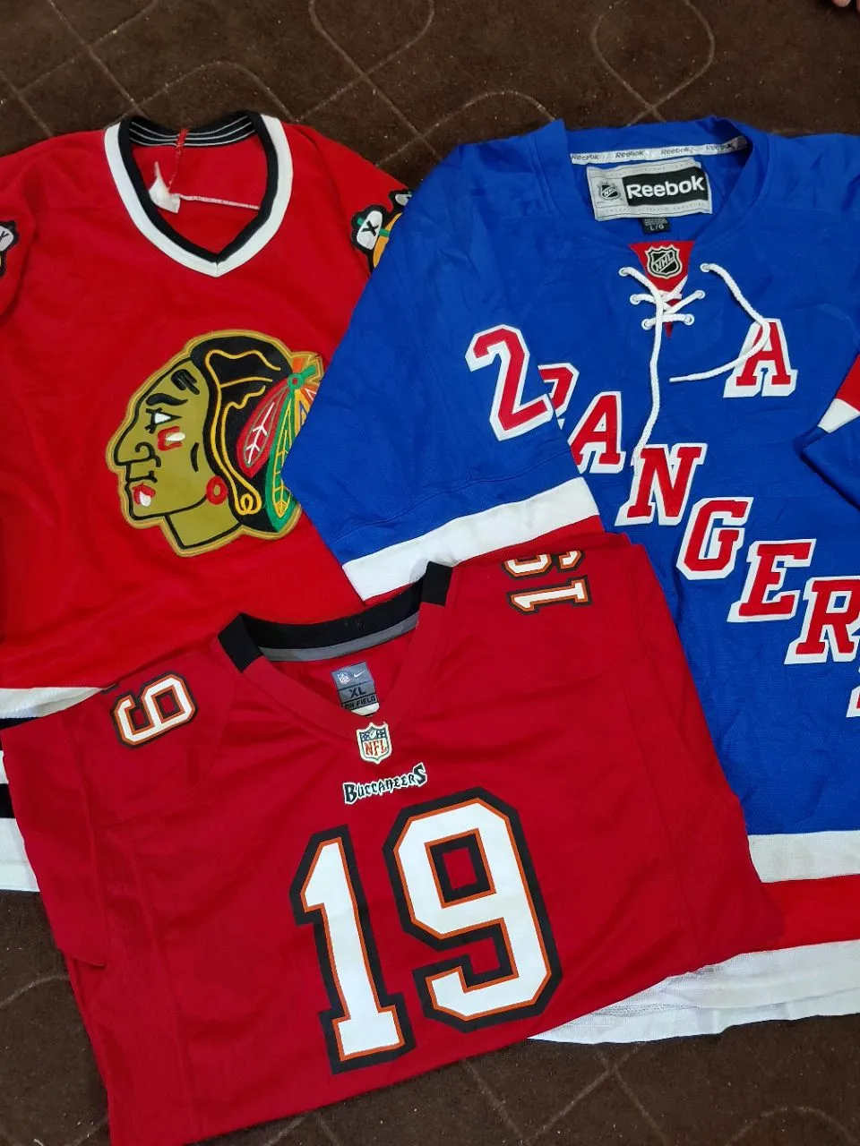 NFL, NHL, NBA, majestic sports jerseys (22) piece