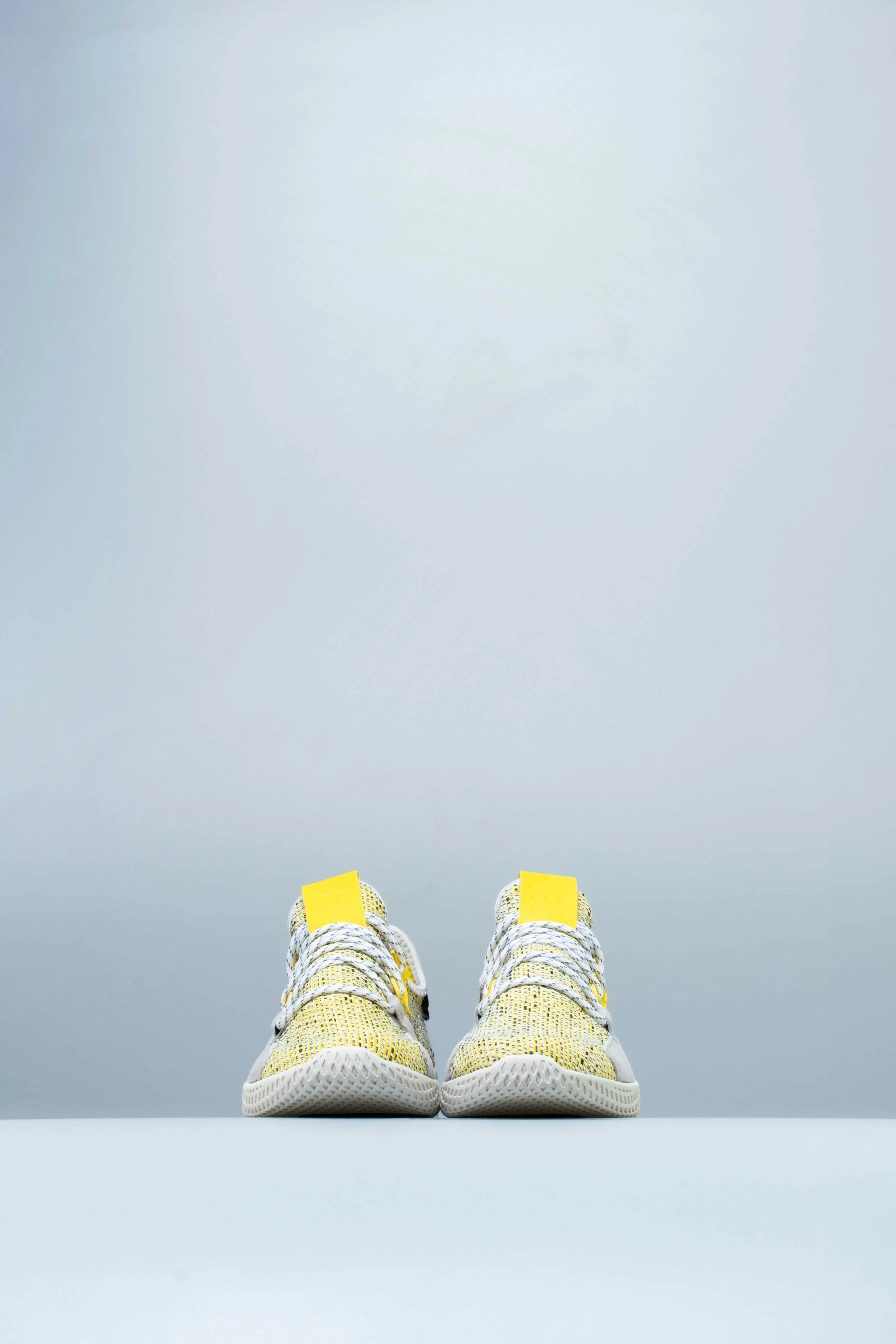 Pharrell Williams Afro Tennis Hu V2 Mens Shoe - Yellow/White