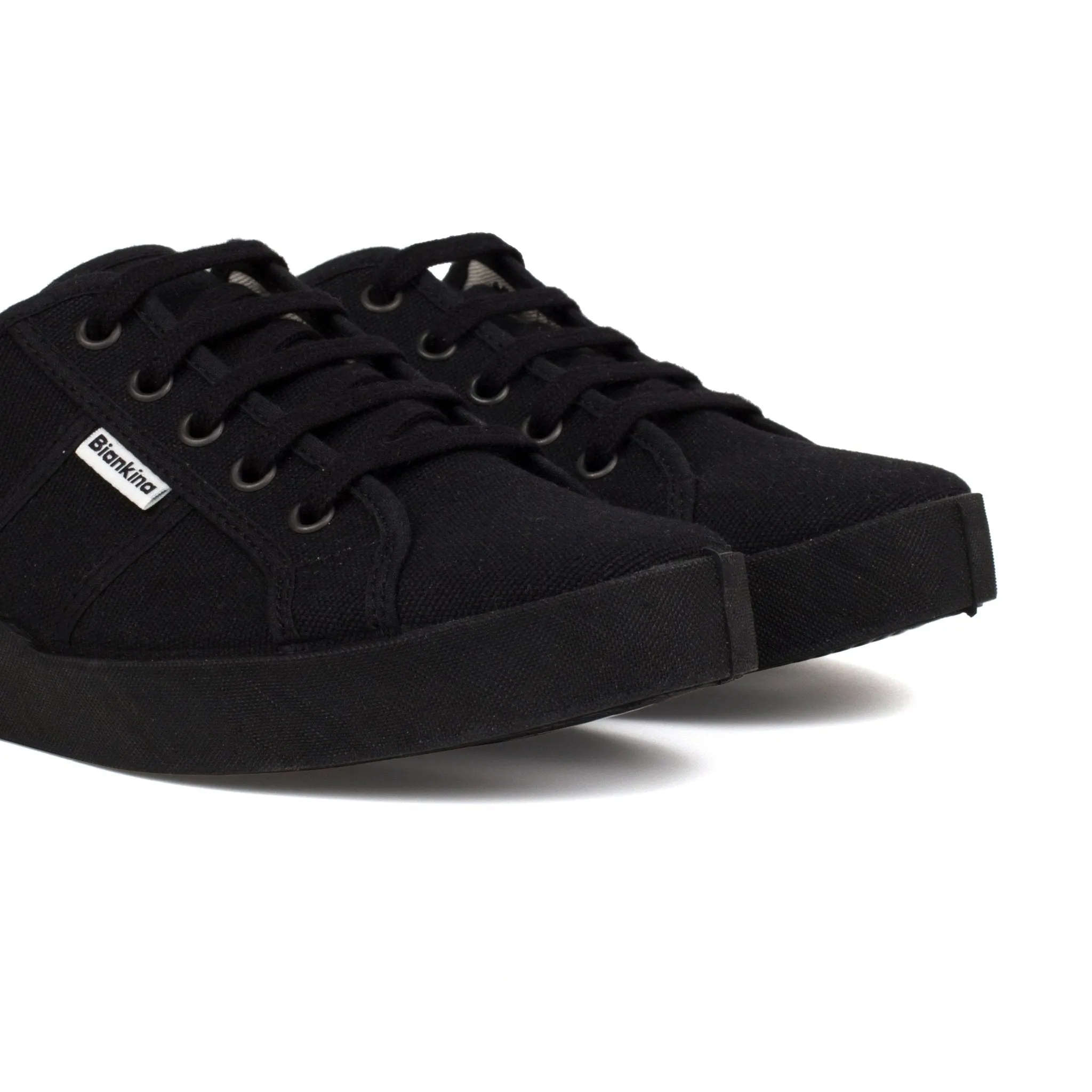 St. Tropez Organic Cotton Canvas Sneakers - Black