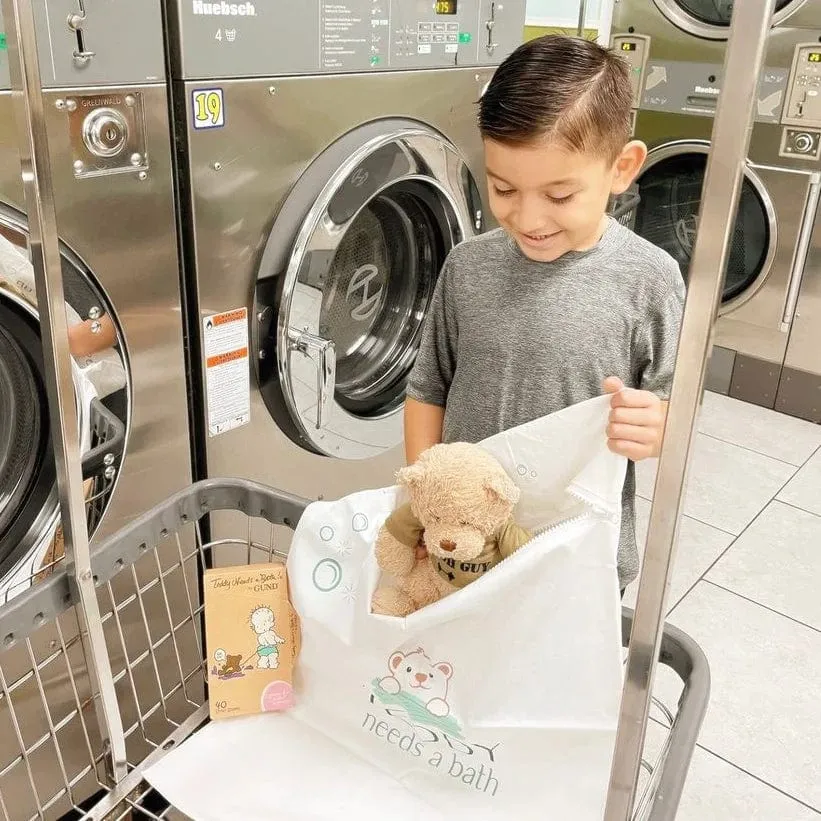 Teddy Needs a Bath Extra Large Washer and Dryer Bag - 20"X30"