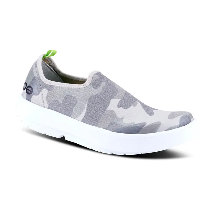 Women's Oofos Oomg eeZee in Green Camo