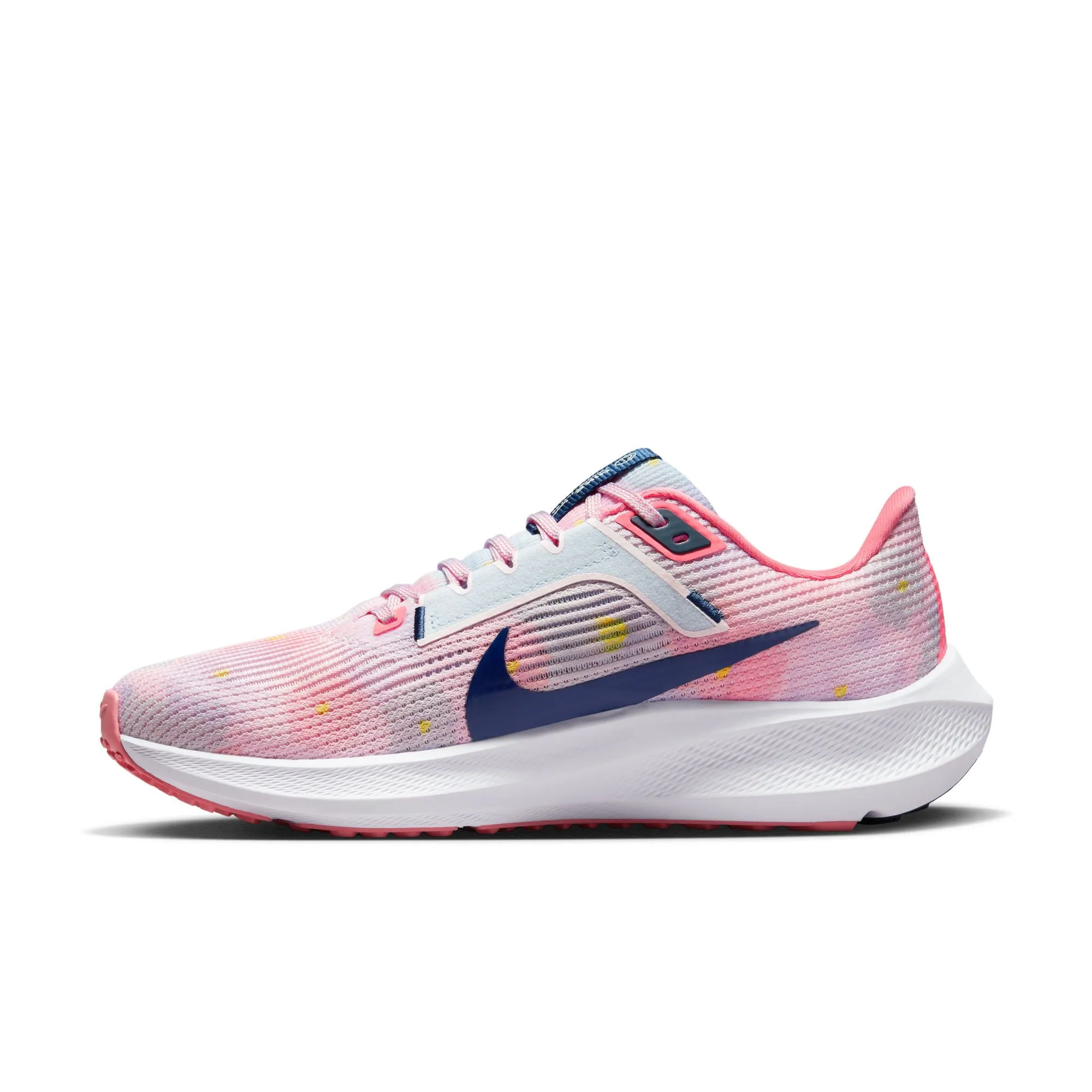 WOMEN'S PEGASUS 40 PREMIUM